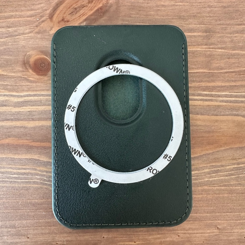 Wealthsimple Card Holder - Picture 4 of 4